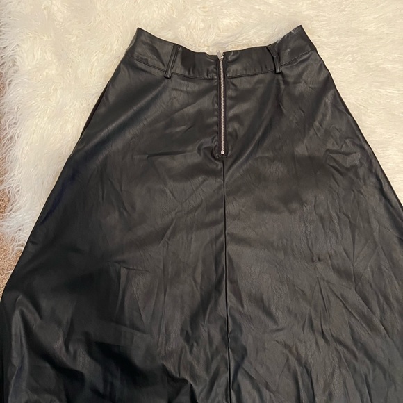 Who What Wear X Target Faux Leather Midi Skirt - Picture 3 of 6